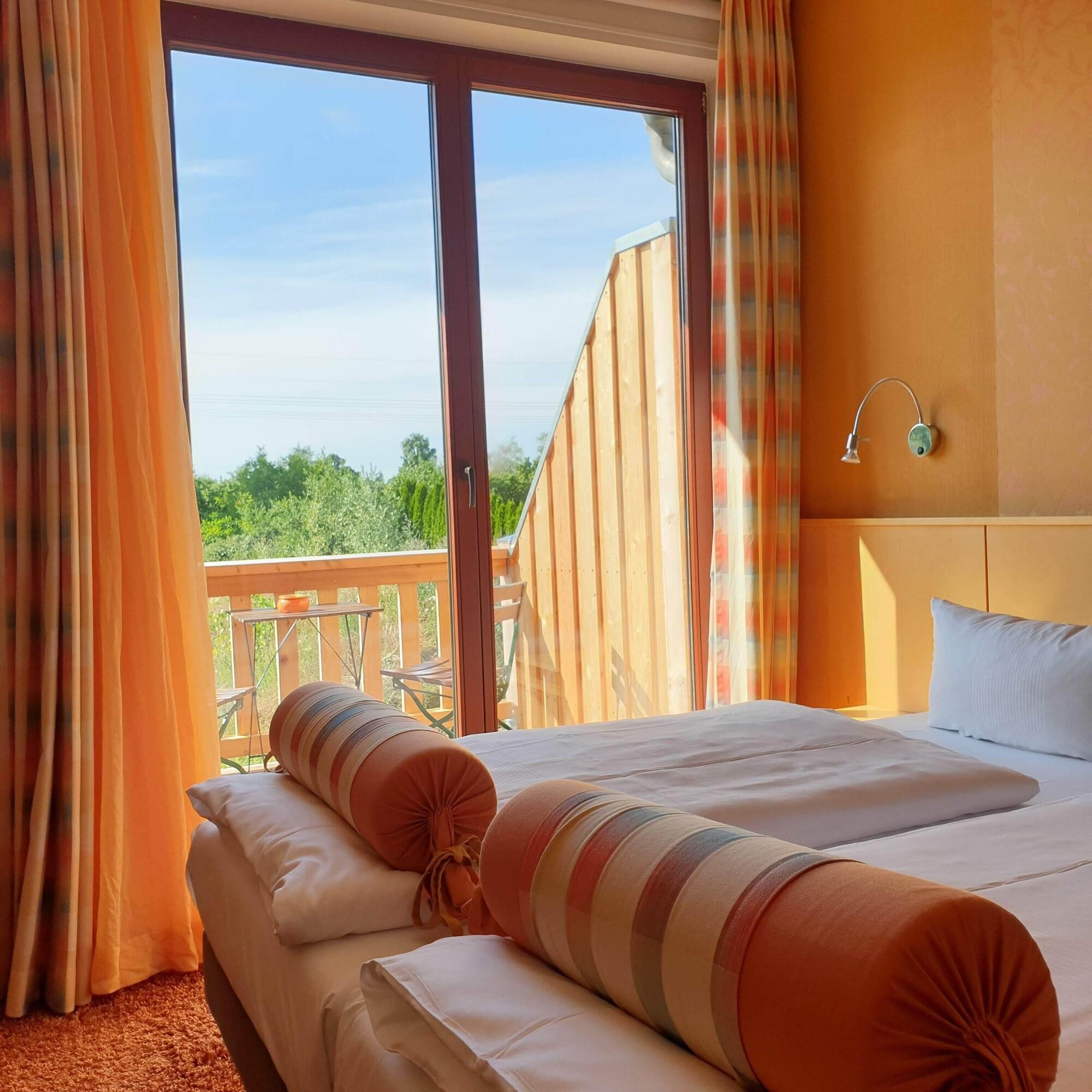 Landhotel Rittmeister & Kraeuter-Spa Adults Only Rostock Exterior foto